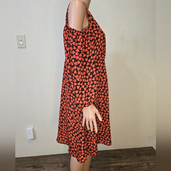 Disney Alice In Wonderland Colleen Atwood Hearts Cold Shoulder Dress Size XL - Picture 8 of 8